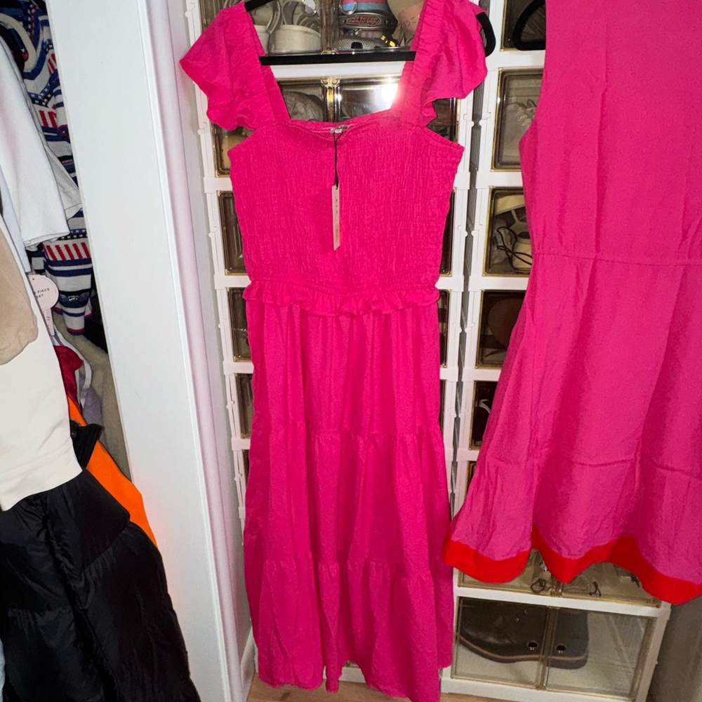 Chic Fuchsia Maxi Dress